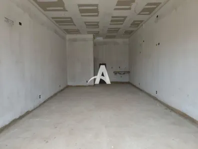 Ponto Comercial para alugar, 43m² no Jardim Karaíba, Uberlândia
