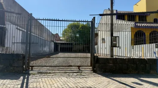 Lote/Terreno para alugar, 360m² no Navegantes, Porto Alegre