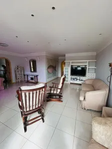 Apartamento com 4 Quartos para alugar, 214m² no Quilombo, Cuiabá