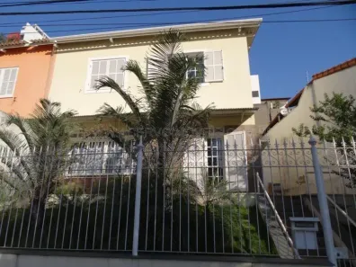 Casa com 3 Quartos à venda, 108m² no São Mateus, Juiz de Fora