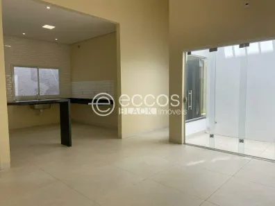 Casa com 3 Quartos à venda, 170m² no Jardim Inconfidência, Uberlândia