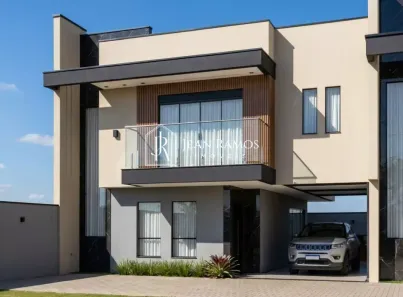 Sobrado com 3 Quartos à venda, 123m² no Boqueirão, Curitiba