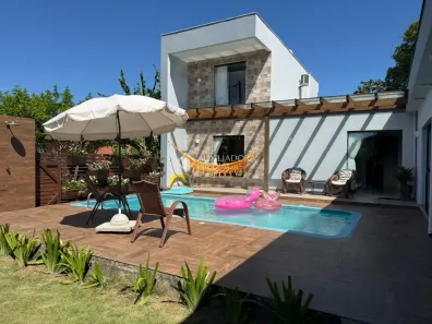 Casa com 4 Quartos à venda, 230m² no Ibiraquera, Imbituba