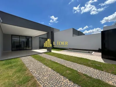 Casa com 3 Quartos à venda, 140m² no Novo Mundo, Uberlândia