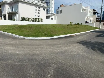 Lote/Terreno à venda, 336m² no Centro Picarras, Balneário Piçarras