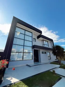 Casa com 4 Quartos à venda, 350m² no Boulevard Lagoa, Serra