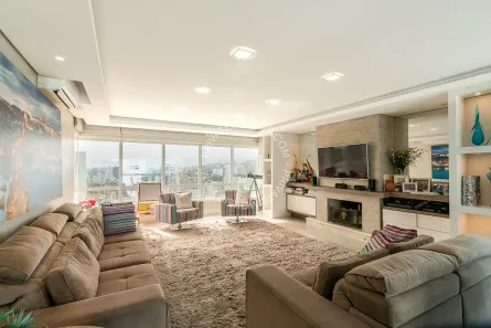 Apartamento com 3 Quartos para alugar, 201m² no Mont Serrat, Porto Alegre