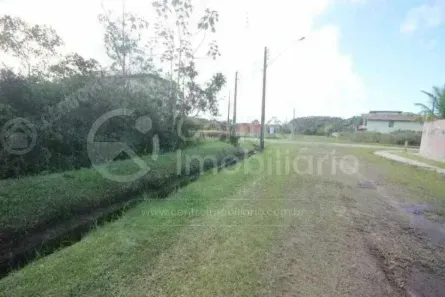 Lote/Terreno à venda, 350m² no Jardim Sao Luis, Peruíbe