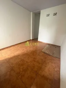Casa com 2 Quartos para alugar, 55m² no Morumbi, Uberlândia