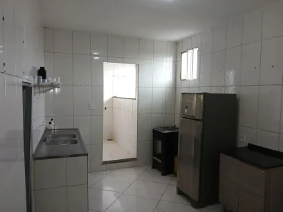 Apartamento com 3 Quartos para alugar, 90m² no , Valença