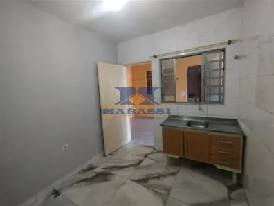 Casa com 1 Quarto para alugar, 10m² no Vila Elze, São Paulo
