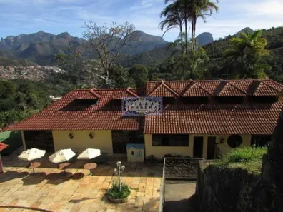 Casa com 4 Quartos à venda, 228m² no Quinta da Barra, Teresópolis