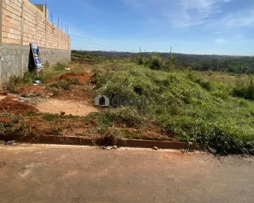 Lote/Terreno à venda, 200m² no Loteamento Ilha Bela, Uberaba