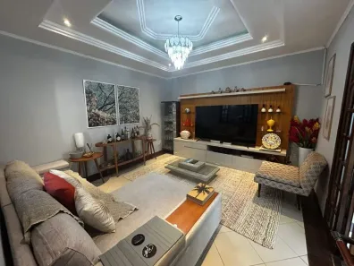 Casa com 4 Quartos à venda, 202m² no Núcleo Habitacional Mary Dota, Bauru