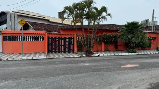 Casa com 2 Quartos à venda, 79m² no Maracanã, Praia Grande