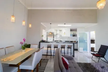 Casa com 5 Quartos à venda, 200m² no Igara, Canoas