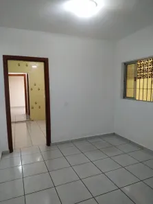 Casa com 2 Quartos para alugar, 130m² no Vila Polopoli, São Paulo