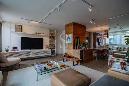 Apartamento com 2 Quartos à venda, 131m² no Jardim Europa, São Paulo