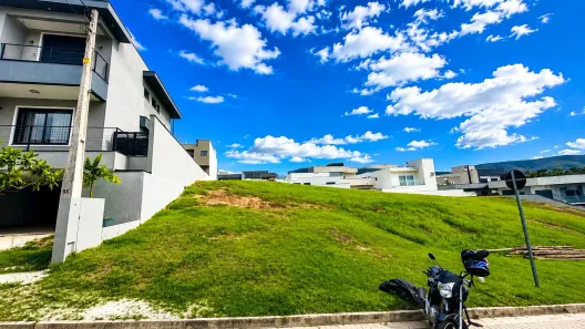 Lote/Terreno à venda, 250m² no Loteamento Reserva Ermida, Jundiaí
