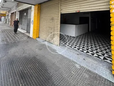 Ponto Comercial para alugar, 400m² no Vila Mathias, Santos