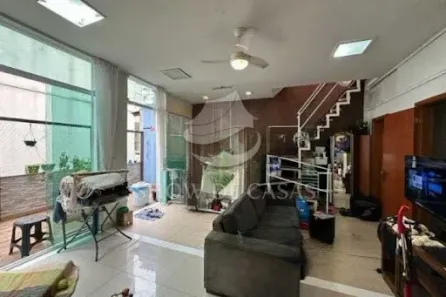 Casa de Condomínio com 3 Quartos à venda, 300m² no Copacabana, Rio de Janeiro