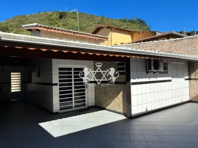 Casa com 3 Quartos à venda, 500m² no Sumaré, Caraguatatuba