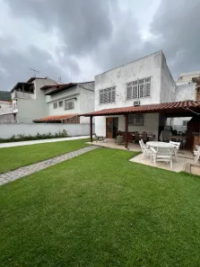 Imóvel Comercial com 5 Quartos à venda, 300m² no São Francisco, Niterói