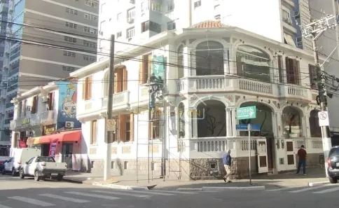 Casa com 9 Quartos à venda, 635m² no Pompéia, Santos