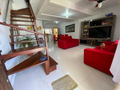 Sobrado com 3 Quartos à venda, 140m² no Tramandaí, Tramandaí