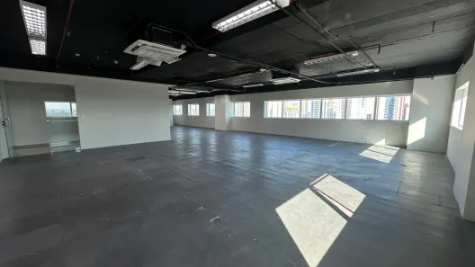 Sala Comercial para alugar, 205m² no Jardim das Colinas, São José dos Campos