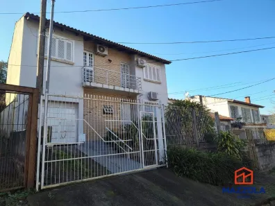 Sobrado com 4 Quartos para alugar, 250m² no Vila Nova, Porto Alegre