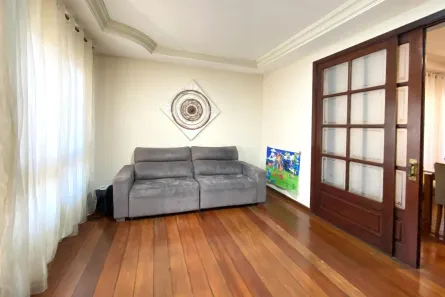 Casa com 5 Quartos à venda, 360m² no Fernão Dias, Belo Horizonte
