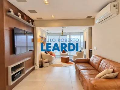 Apartamento com 3 Quartos à venda, 130m² no Vila Anastácio, São Paulo