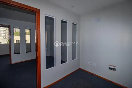 Sala Comercial para alugar, 56m² no Floresta, Porto Alegre