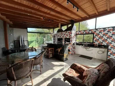 Casa com 3 Quartos à venda, 265m² no Morro das Pedras, Florianópolis