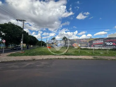 Lote/Terreno à venda, 855m² no Jardim Karaíba, Uberlândia