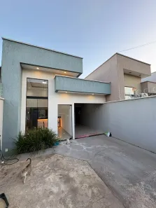 Casa com 2 Quartos à venda, 150m² no Setor Parque Tremendão, Goiânia