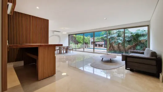 Casa de Condomínio com 3 Quartos para alugar, 561m² no Jardim Europa, São Paulo