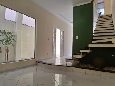 Sobrado com 3 Quartos à venda, 150m² no Jardim Ouro Preto, São José dos Campos