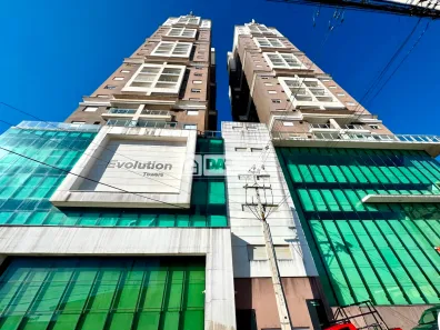 Apartamento com 2 Quartos para alugar, 160m² no Centro, Ponta Grossa