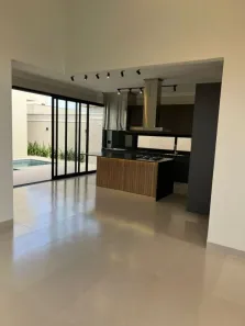 Casa de Condomínio com 3 Quartos à venda, 190m² no Residencial Villa de León, Piratininga