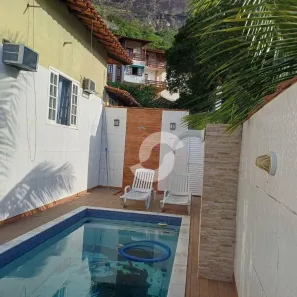 Casa com 4 Quartos à venda, 471m² no São Francisco, Niterói