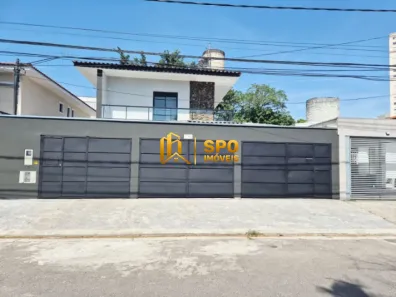 Casa com 5 Quartos para alugar, 324m² no Jardim Campo Grande, São Paulo