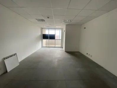 Sala Comercial à venda, 42m² no Chácara Santo Antônio (Zona Sul), São Paulo