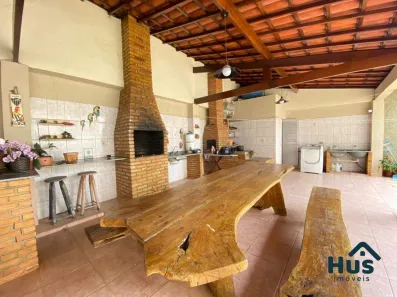 Casa com 5 Quartos à venda, 256m² no Planalto, Belo Horizonte