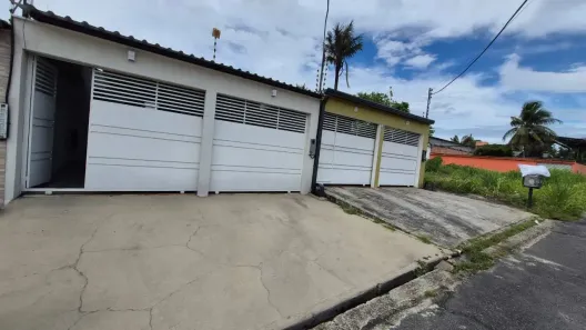 Casa de Condomínio com 2 Quartos para alugar, 70m² no Novo Aleixo, Manaus