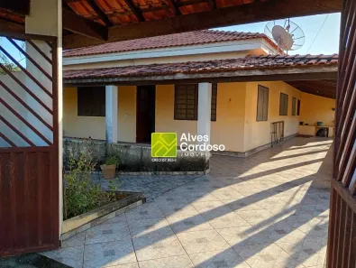 Fazenda/Sítio com 3 Quartos à venda, 236m² no Generoso, Porangaba