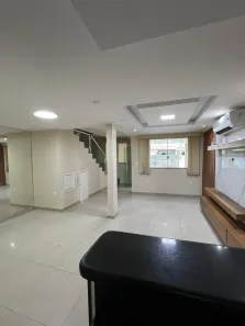 Casa de Condomínio com 3 Quartos à venda, 11m² no Cosmorama, Mesquita