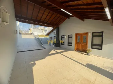 Casa de Condomínio com 3 Quartos à venda, 300m² no , Igaratá