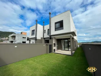 Casa com 3 Quartos para alugar, 116m² no Vargem do Bom Jesus, Florianópolis
